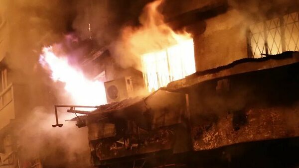 35-vjeçari ia vë flakën banesës së prindërve të gruas në Tiranë, vdesin bashkëshortët