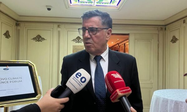 Haziri: LDK-ja e ruan atributin e partisë institucionaliste
