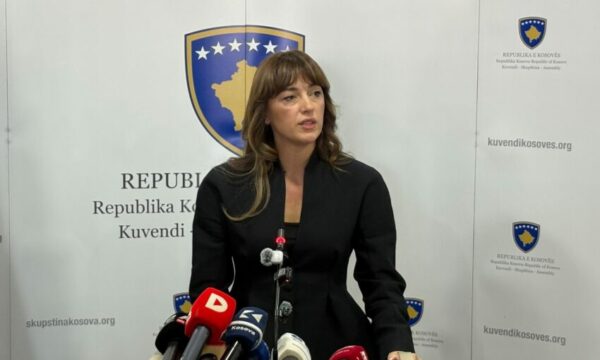 Haxhiu për Shqipërinë: Të dëgjohen studentët dhe të ndalet dhuna