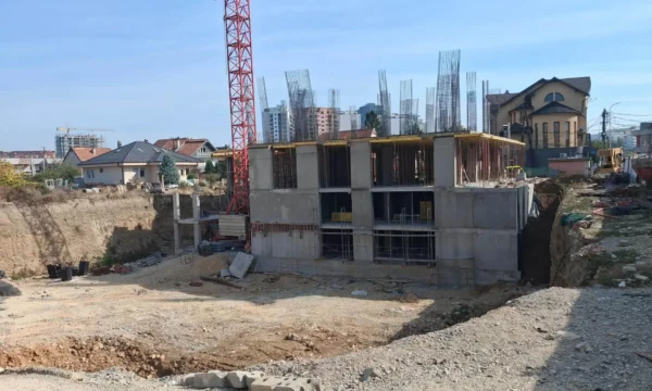 Ndalohen punimet një objekt ndërtimi në Ferizaj