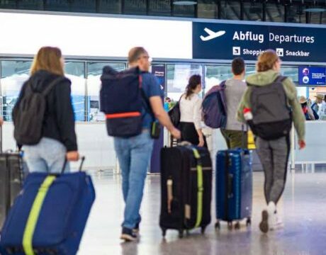 Ndalohet në aeroportin gjerman pas mbërritjes nga Prishtina, kosovari shmang 120 ditë burg
