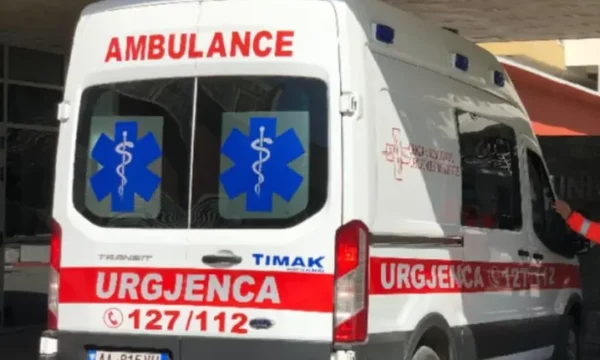 Një 12-vjeçar humb jetën në spitalin e Tiranës, dyshohet për arrest kardiak