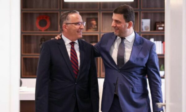 Memli Krasniqi vlerëson udhëheqjen e Hamzës: PDK me ty përballoi sfida të mëdha dhe arriti rezultate të mira