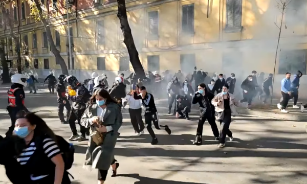 Tiranë: 59 protestuesve sot pritet t’u caktohen masat e sigurisë