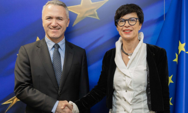 Marta Kos përsëri mesazh Kosovës: Ligji për Specialen hap serioz prapa në rrugën europiane